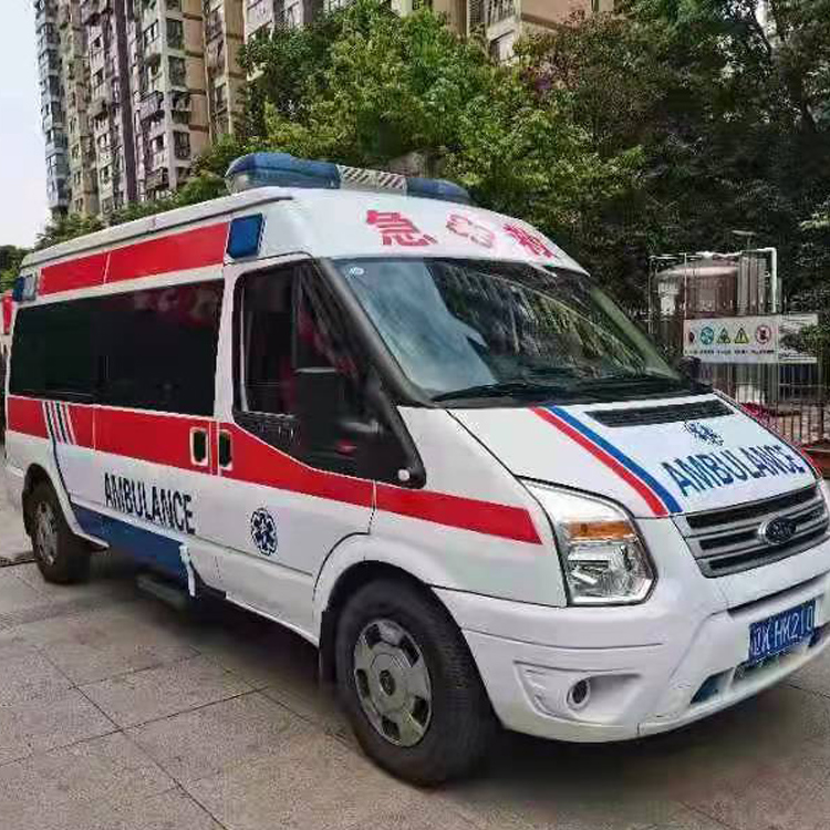 博厚镇长途救护车护送病人返乡
